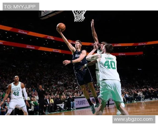 怀特30分班凯罗空砍36+11 凯尔特人轻取魔术