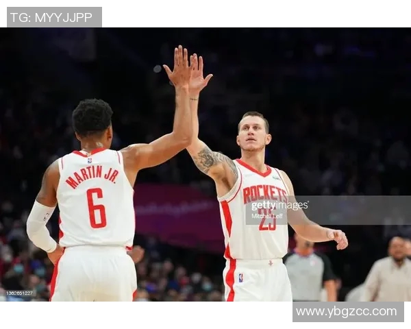 上赛季场均9.1分3.9板!队记:篮网执行克洛尼26-27赛季球队选项 上赛季场均9.1分3.9板!队记:篮网执行克洛尼26-27赛季球队选项