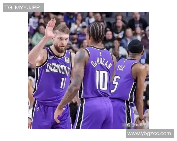 萨博尼斯击地妙传 福克斯空切上篮得手